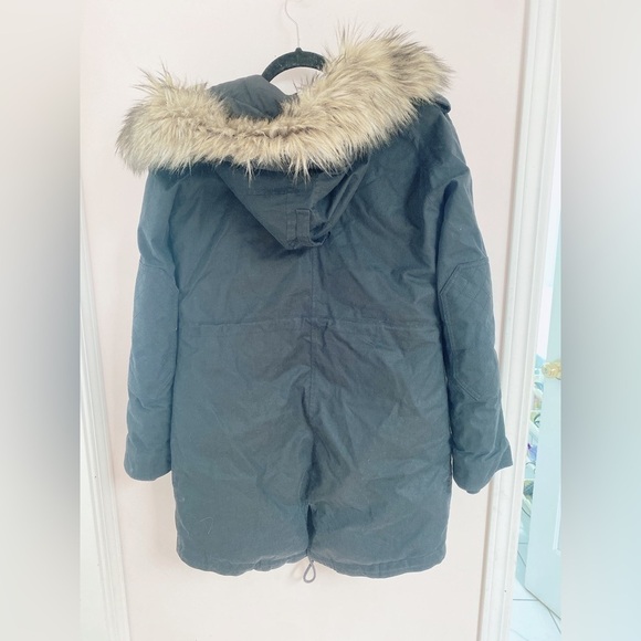 Aritzia Community Paradigm Parka - Picture 5 of 7